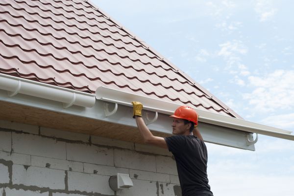 Rain Gutter Repair in Kirkland