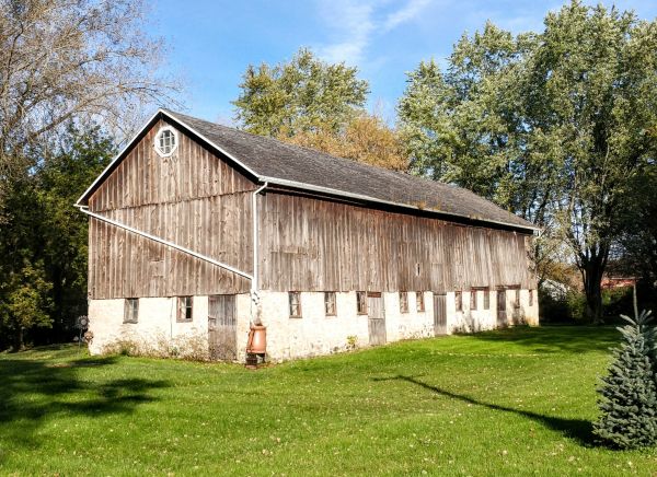 Barn Gutter Repair in Kirkland